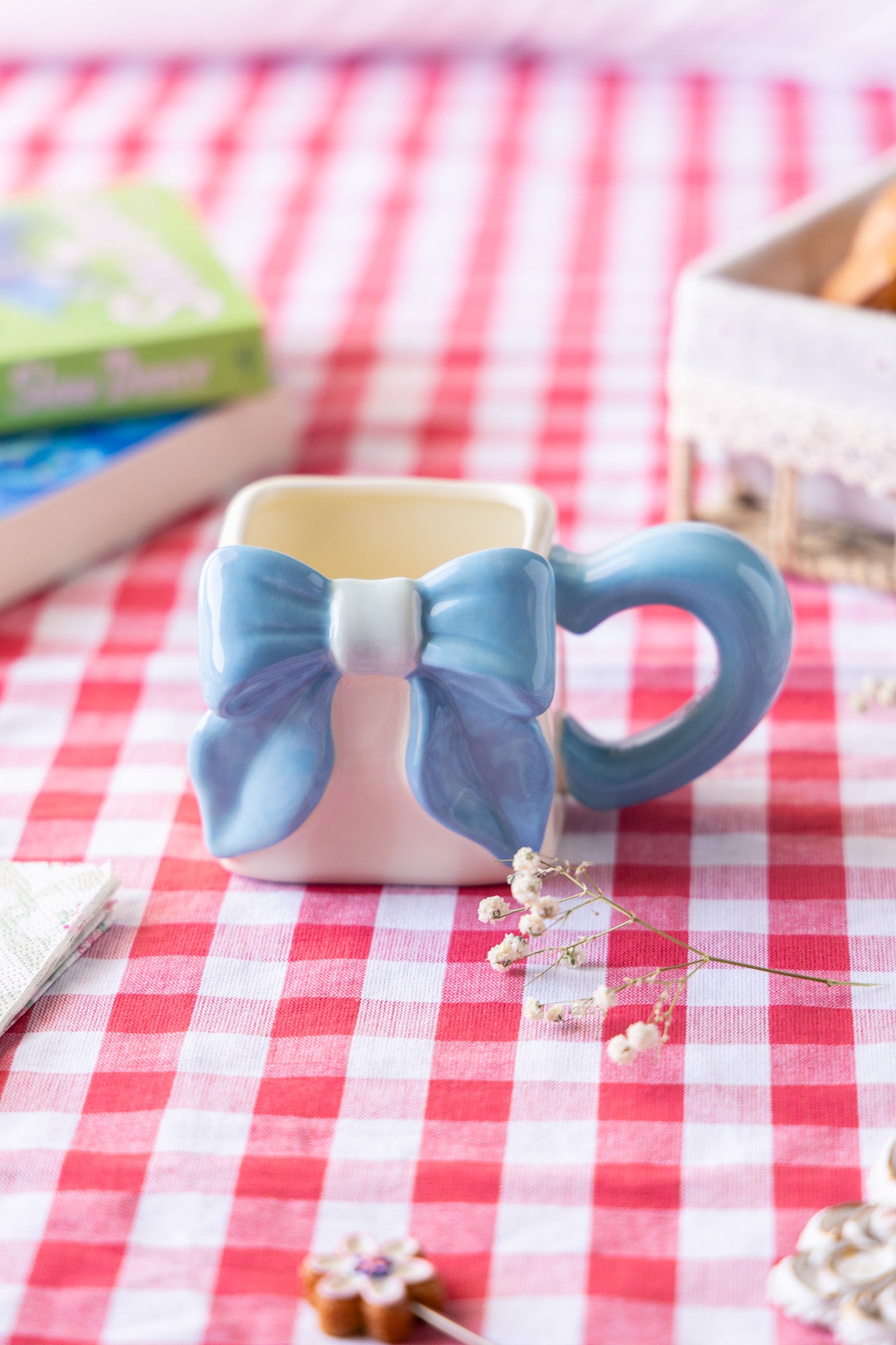 Naia Mug