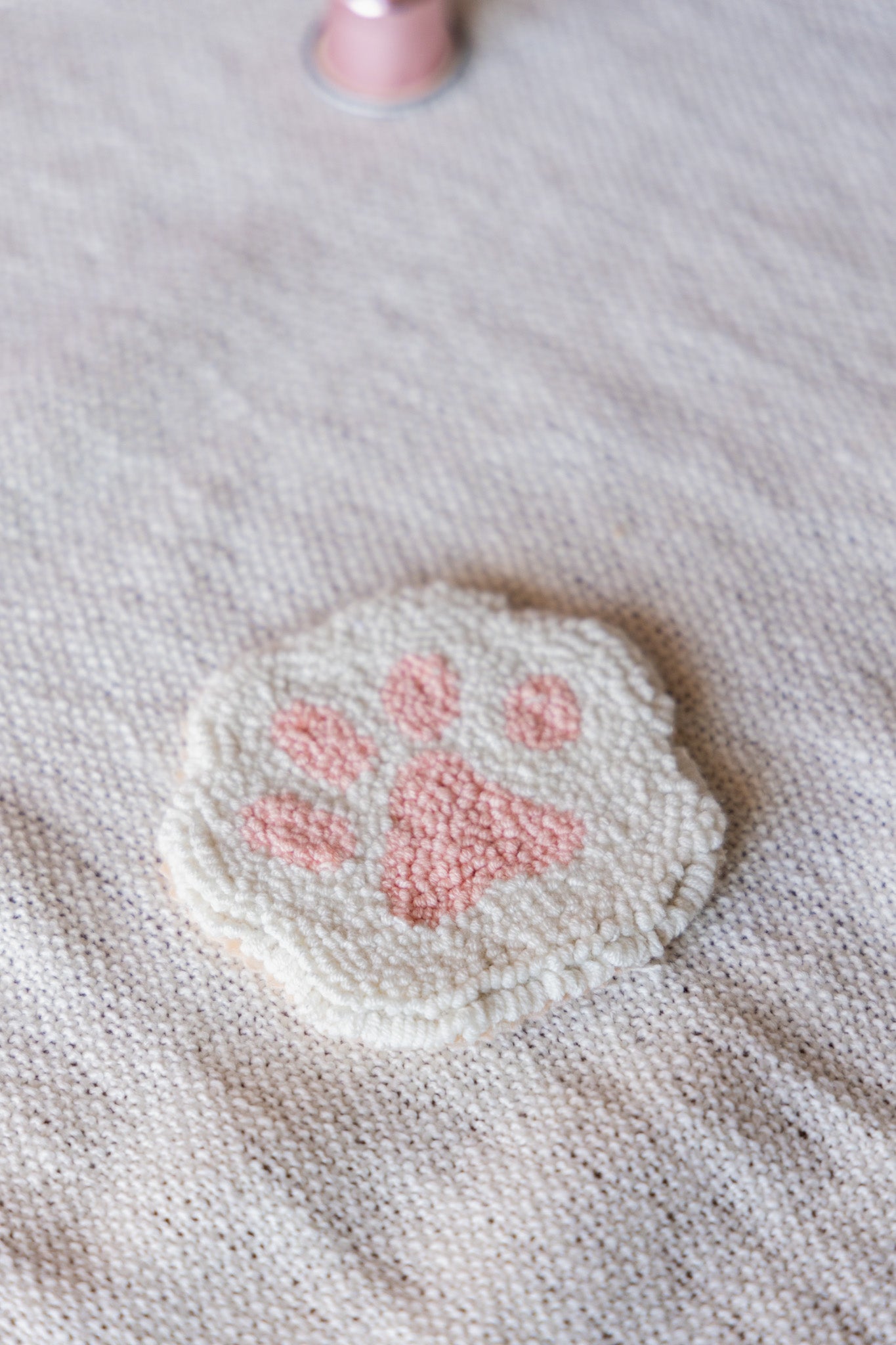 Pinky Coaster