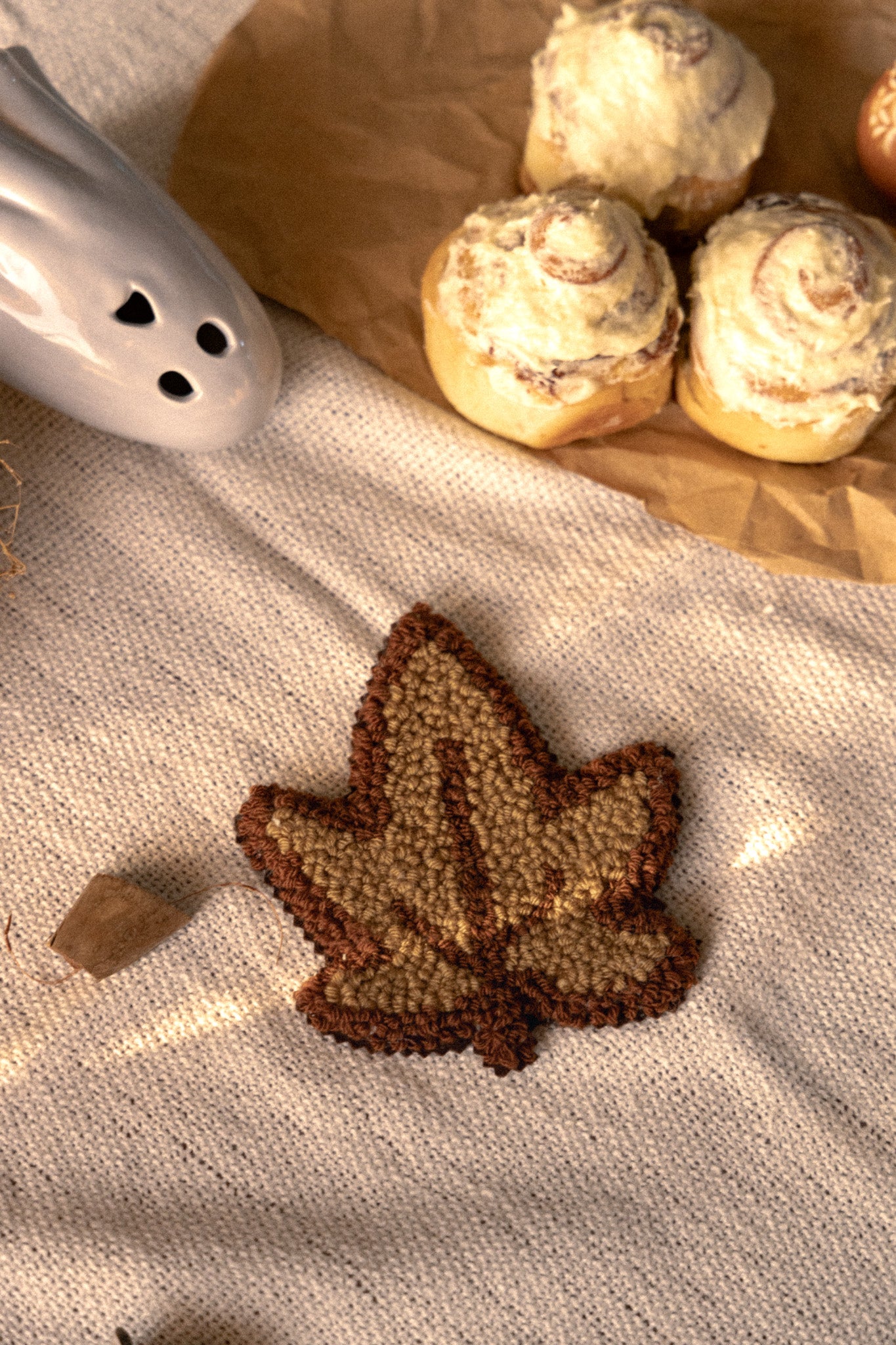 Leaves ๐ Coaster