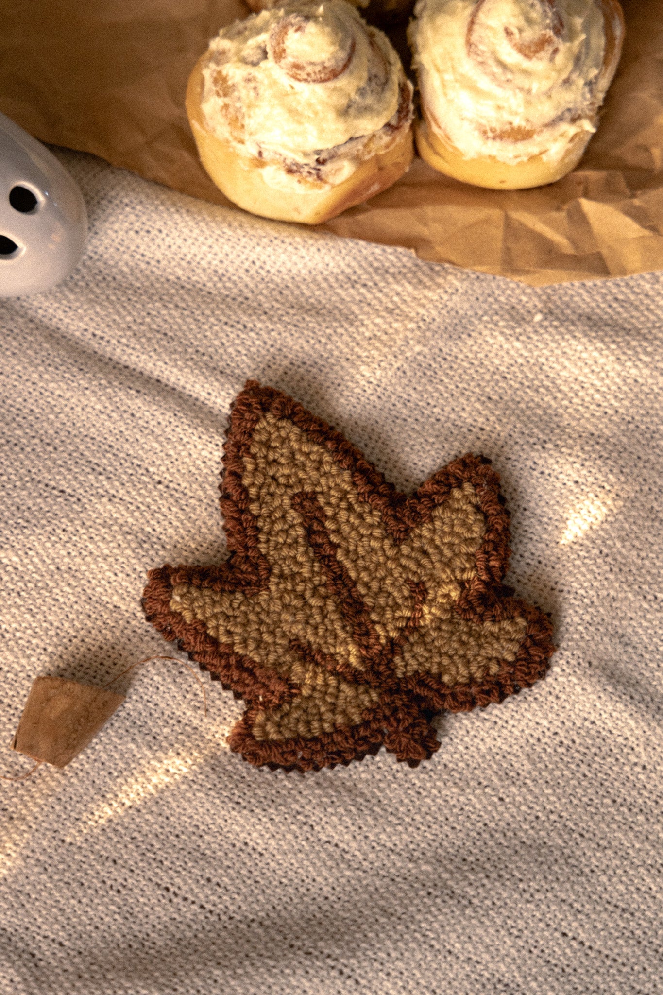 Leaves ๐ Coaster